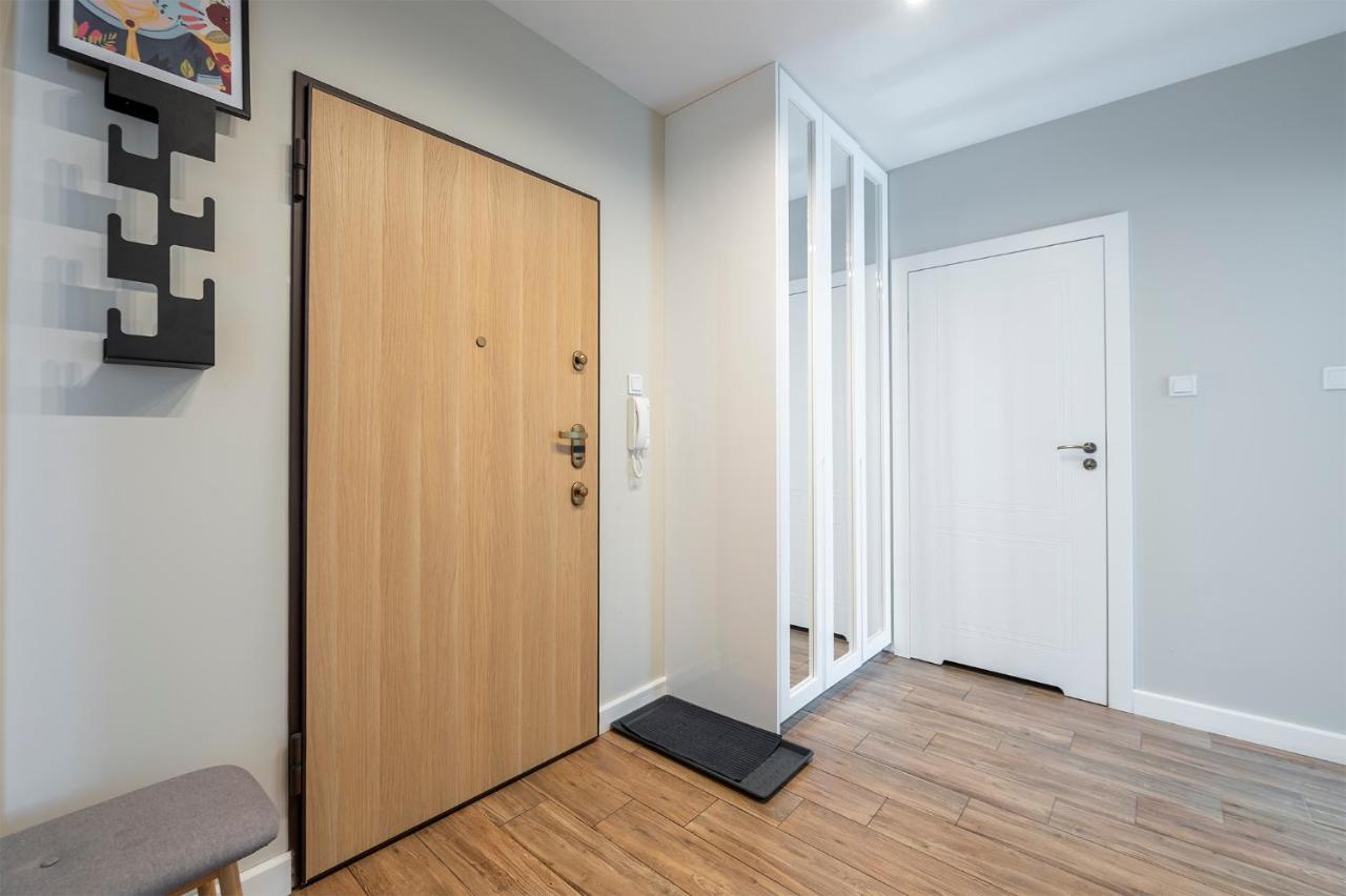 Luxury In City -7- Bright-Secured-Freeparking Лодзь Экстерьер фото